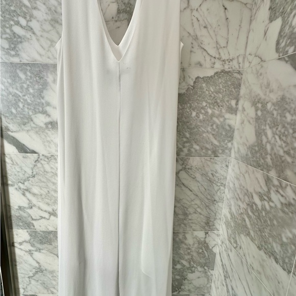 BCBG Dress - dress worn once, it’s beautiful and flows beautifully. - Picture 3 of 5